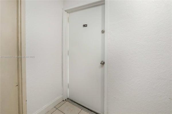 Dadeland Place Condo