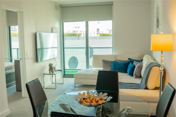 PARAISO BAYVIEWS CONDO