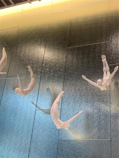 851 NE 1ST AVE #3905, MIAMI, FL 33132