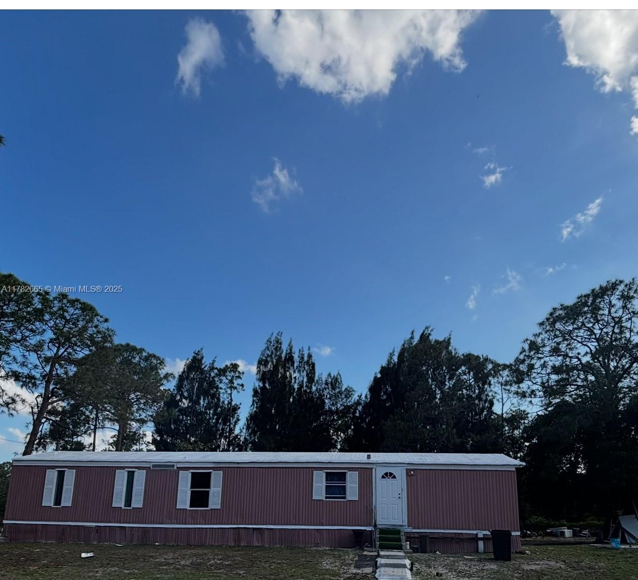 Pioneer Plantation - фото