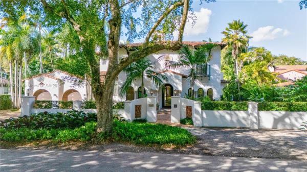 C GAB COUNTRY CLUB SEC 5