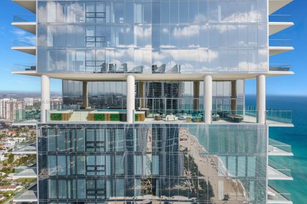 Turnberry Ocean Club