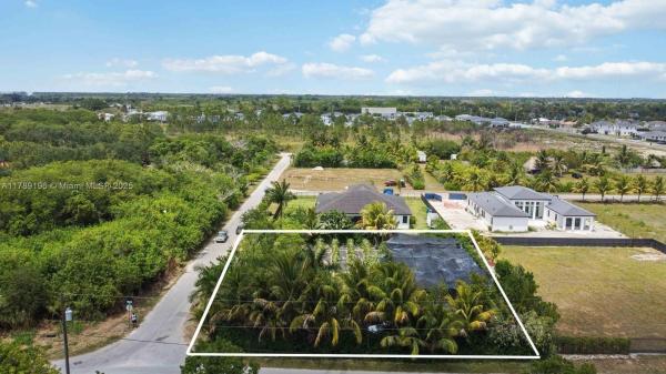 MONTCLAIR COUNTRY ESTATES