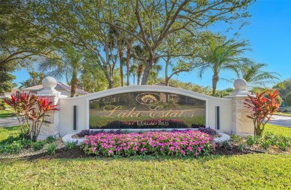 ROLLING HILLS GOLF & TENN