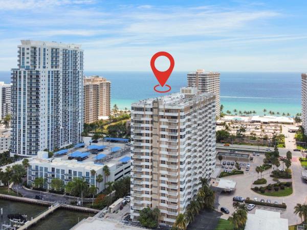 HEMISPHERES CONDO BN