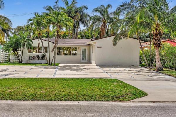 HOLLYWOOD HOMESITES HIGH