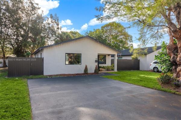 HALLANDALE PARK NO 3