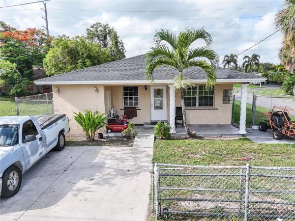 LAUDERDALE HOMESITES