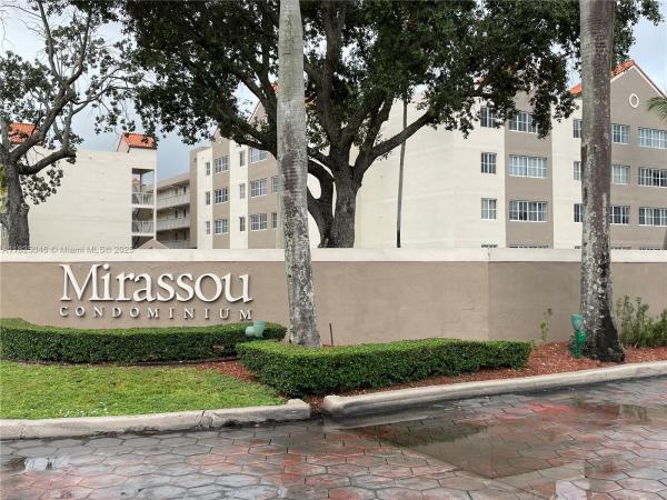 MIRASSOU CONDO