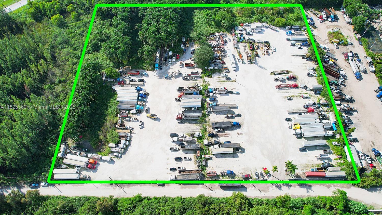 Land - фотография Land - фото