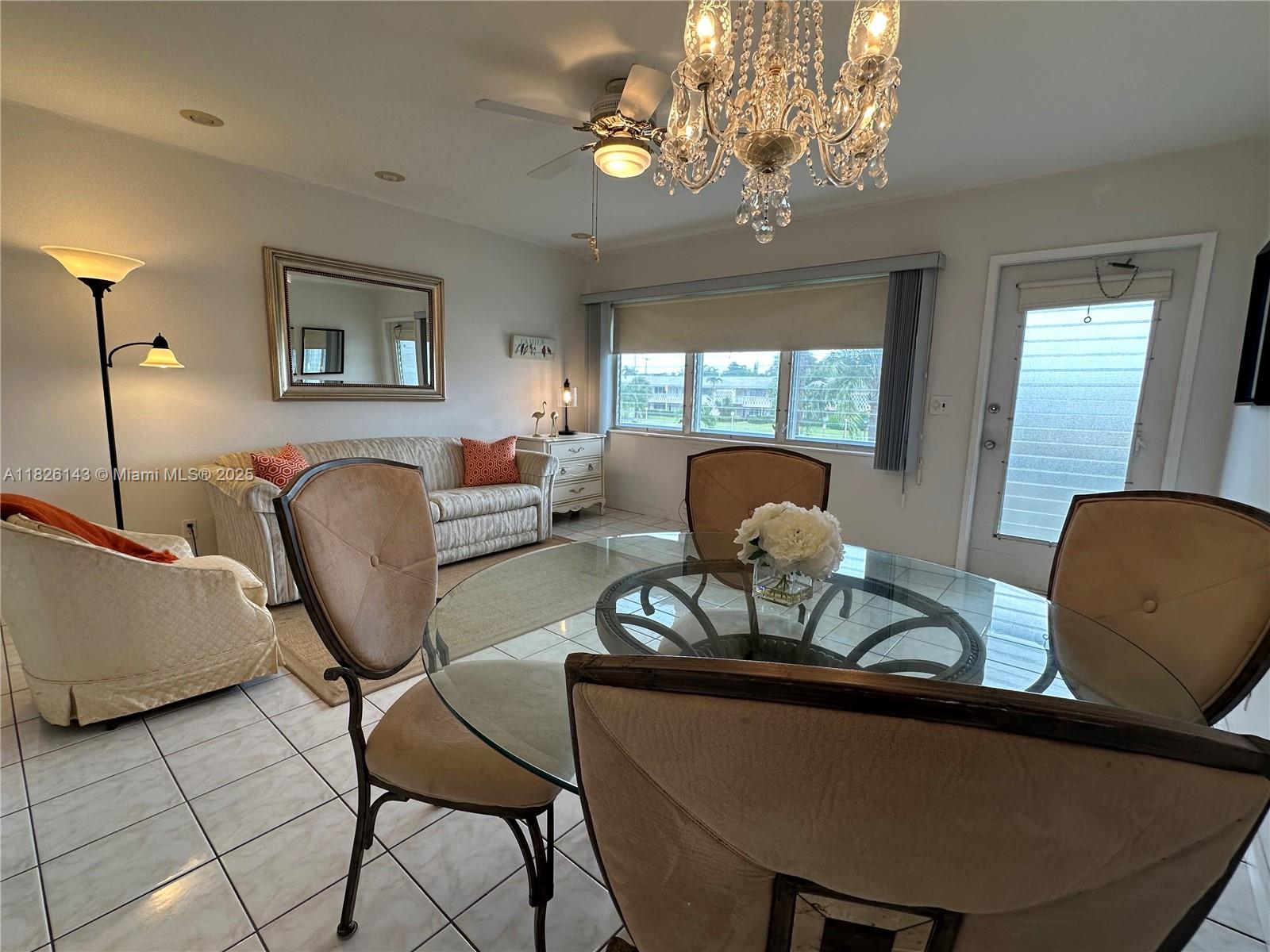 Diplomat Gardens - фото