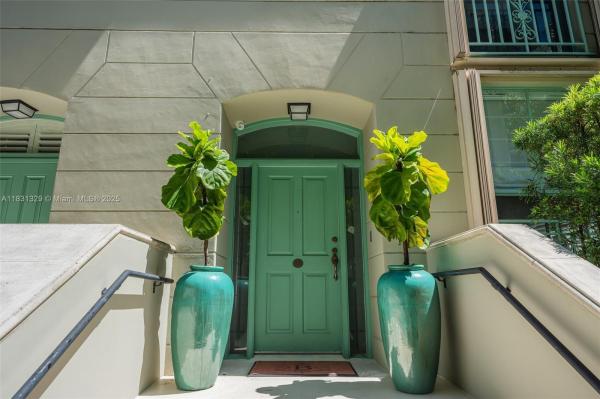 THE NEW FRENCH VILLAGE