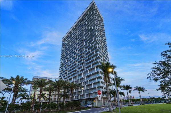 2000 METROPICA WAY #2108, SUNRISE, FL 33323