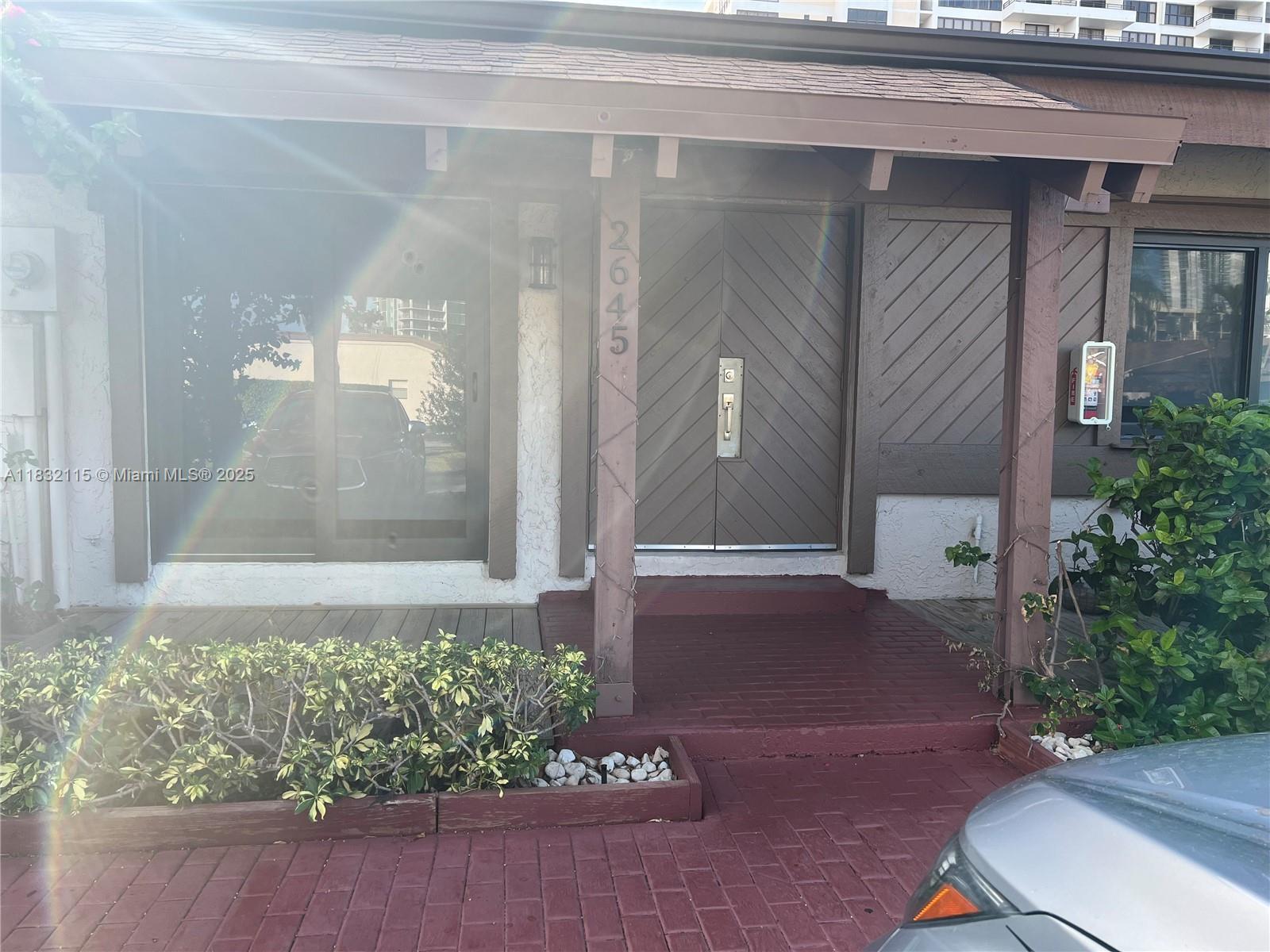 HARBOURWOOD SKETCH OF SUR - фото