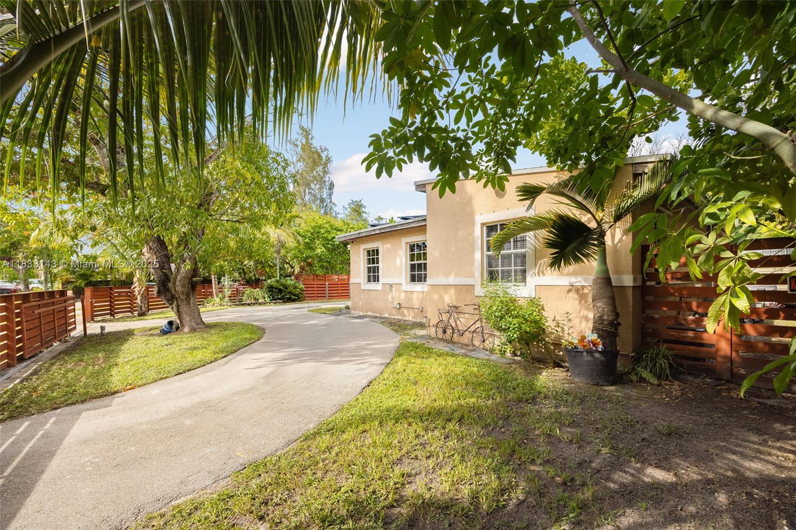 COCOPLUM TERRACE ADDN PAR - фото