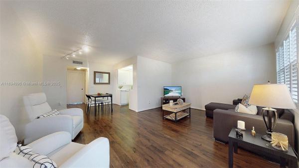 REXFORD AT CENTURY VILLAG