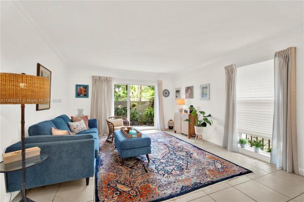 Dadeland Grove Condo