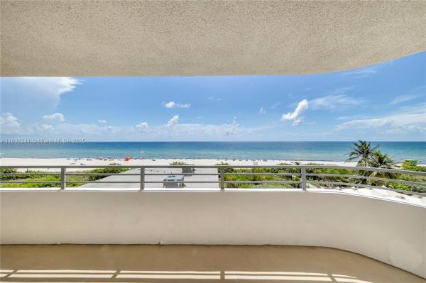 OCEANSIDE PLAZA CONDO