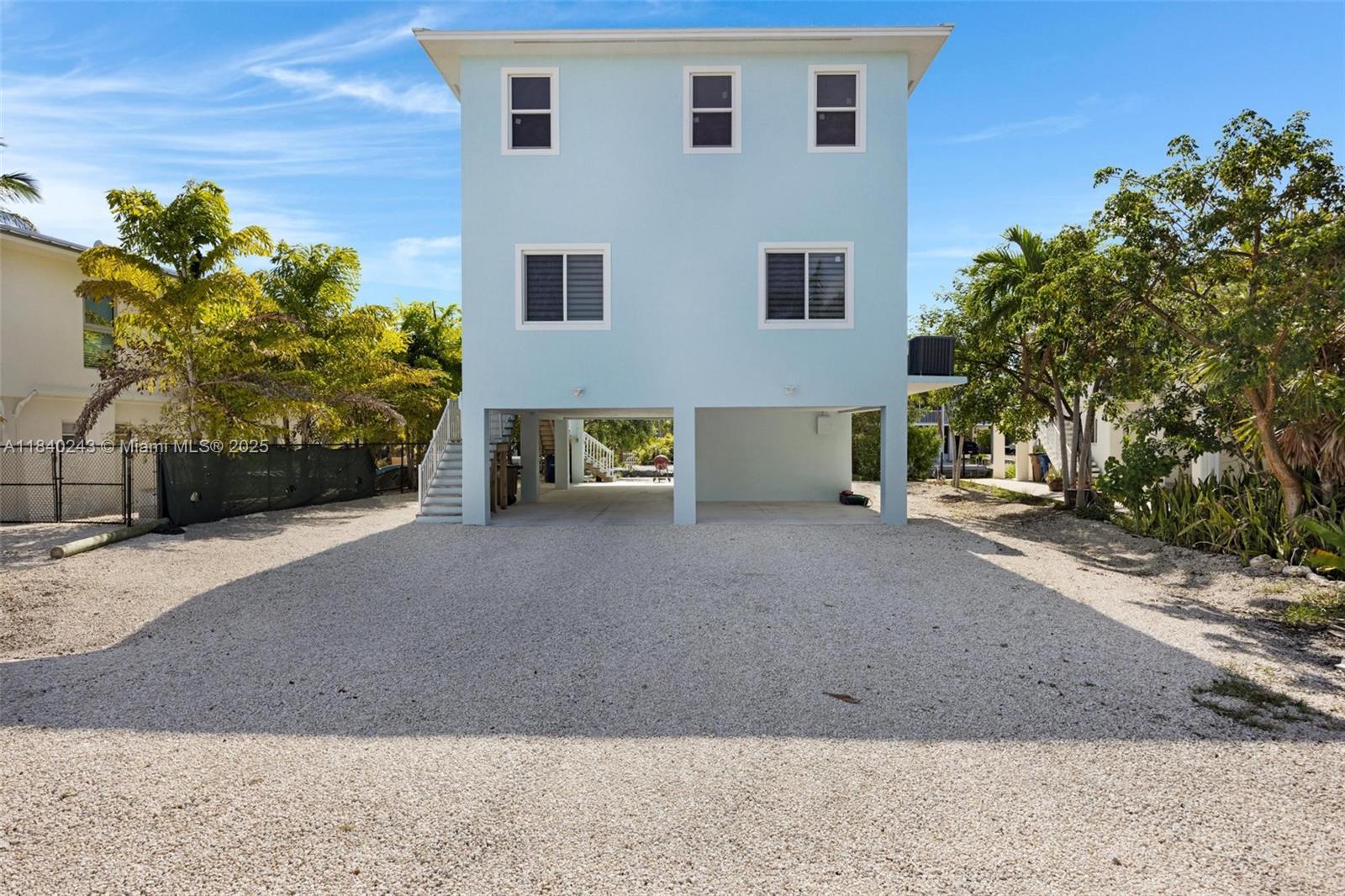 CUTTHROAT HARBOR ESTS - фото