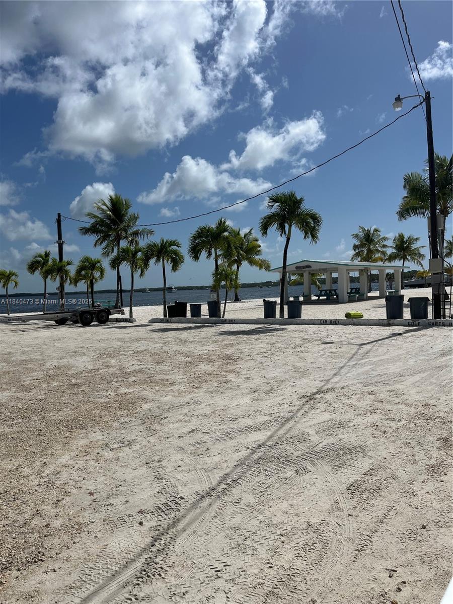 KEY LARGO TRAILER VILLAGE - фото