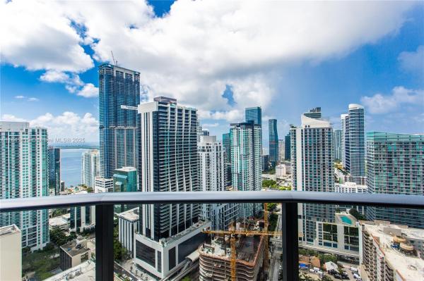 BRICKELL HEIGHTS EAST