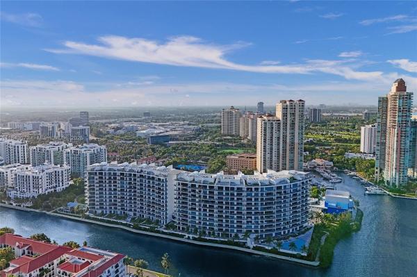 3250 NE 188TH ST #402, AVENTURA, FL 33180