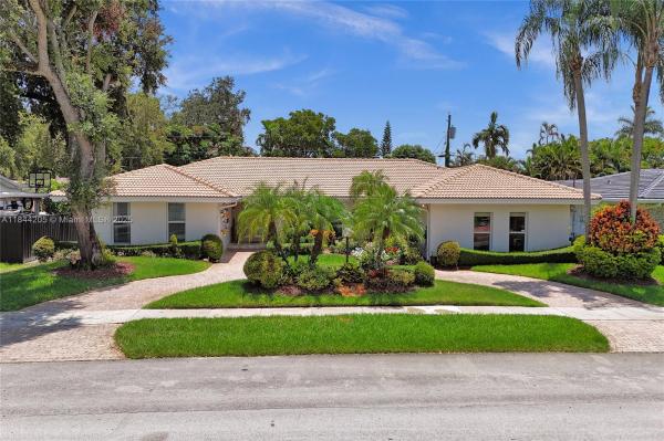 HIGHLAND RANCH ESTATES