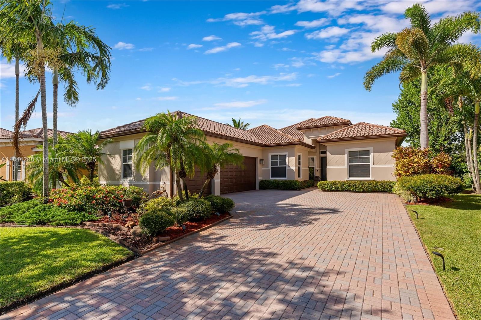 HERON BAY EAST - фото