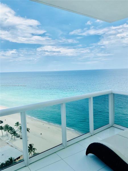 18201 COLLINS AVE #3302, SUNNY ISLES BEACH, FL 33160