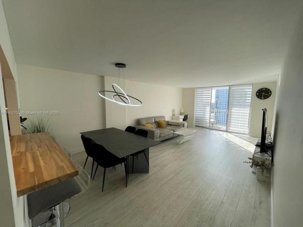 2801 NE 183RD ST #1611W, AVENTURA, FL 33160