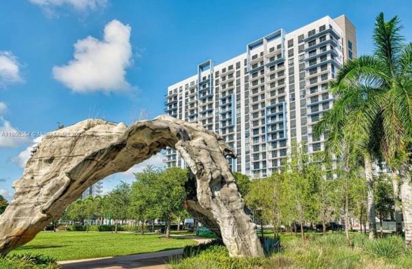 5350 Park at Downtown