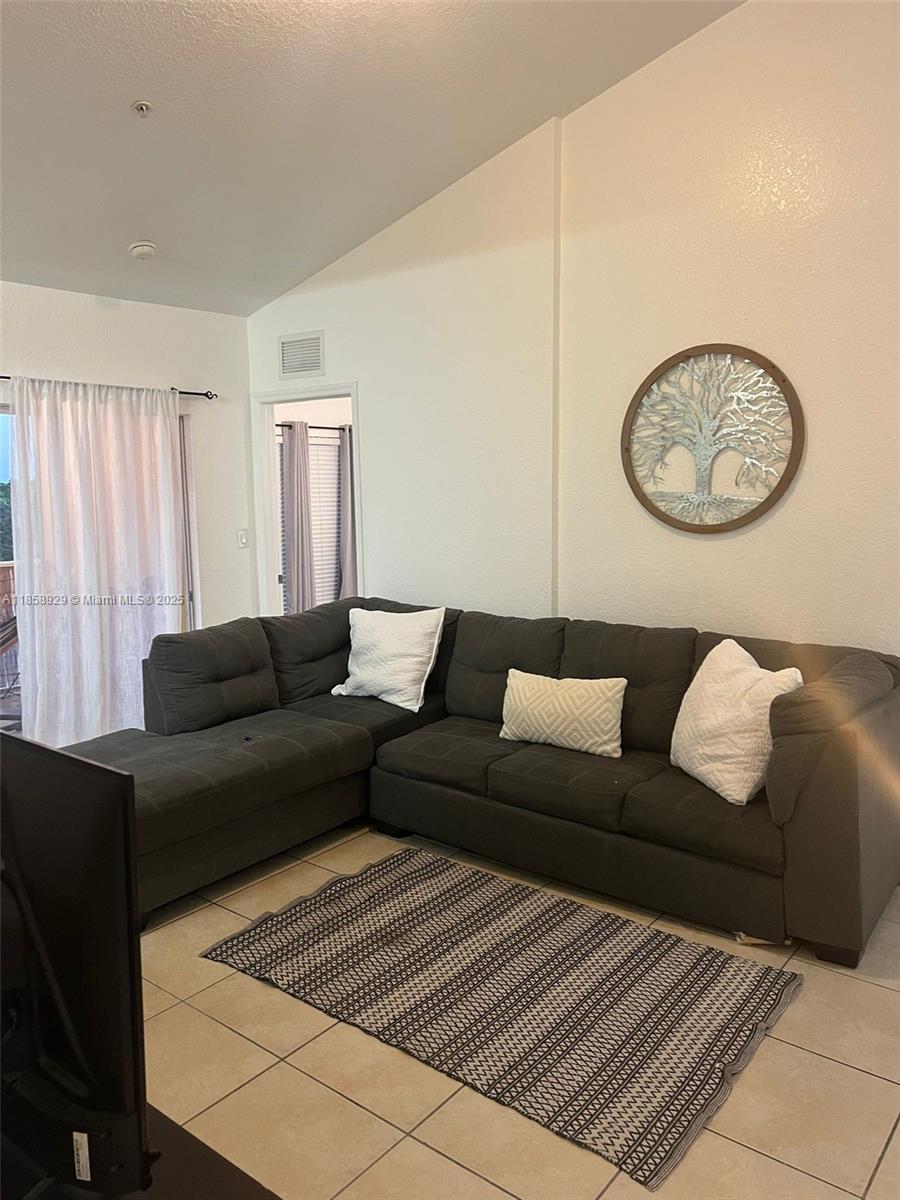 BREEZE OF GALLOWAY CONDO - фото