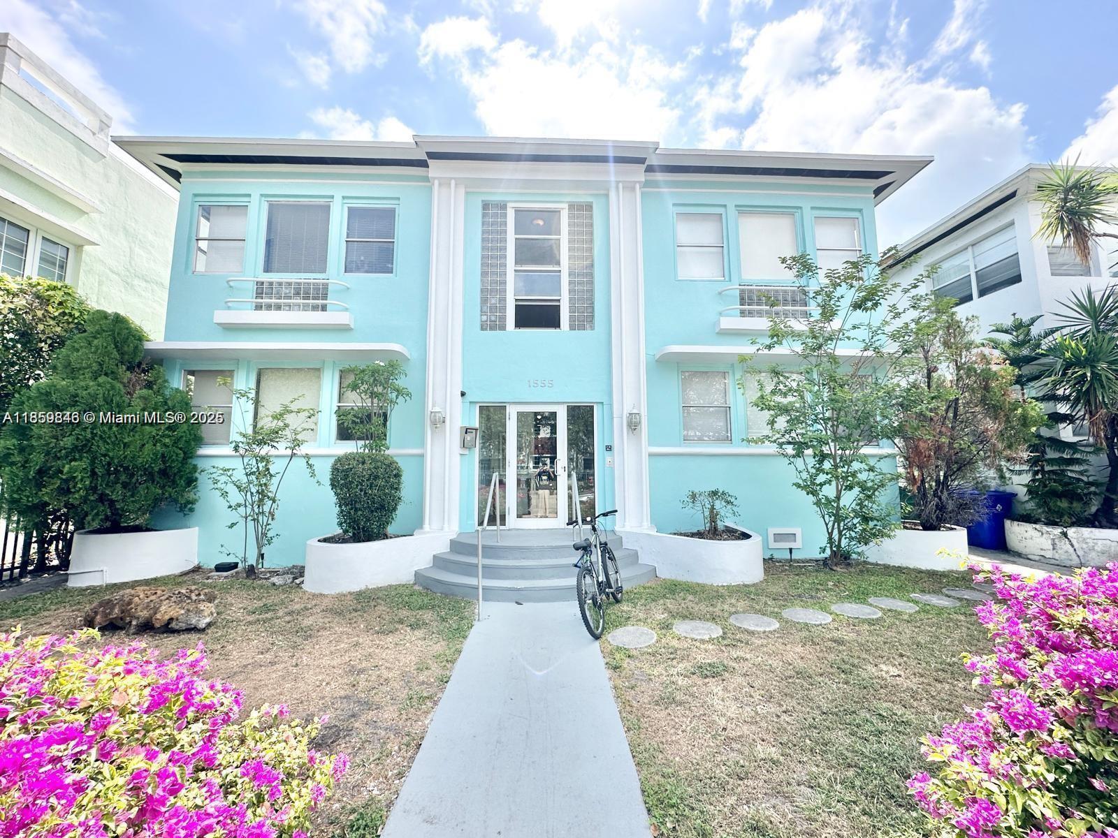 SOBE PHOENIX CONDO - фото