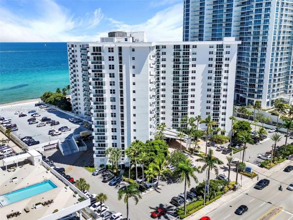 3001 S OCEAN DR #403, HOLLYWOOD, FL 33019