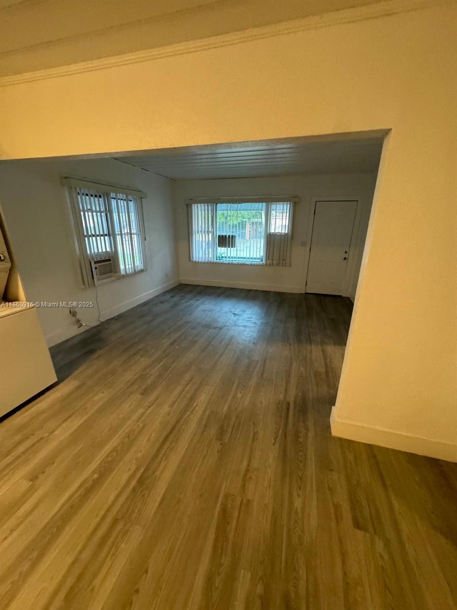 PINEWOOD SUBDIVISION - фото