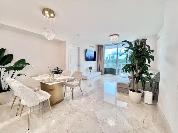 1755 E HALLANDALE BEACH BLVD #405E, HALLANDALE BEACH, FL 33009
