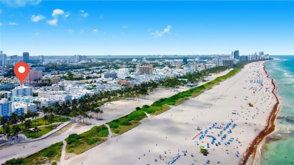 COLLINS TOWERS CONDO