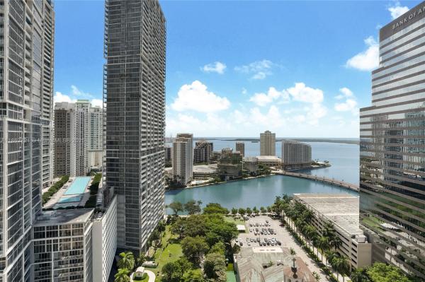 500 BRICKELL AVE #2702, MIAMI, FL 33131