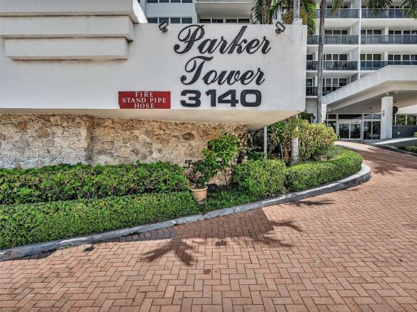 3140 S OCEAN DR #1902, HALLANDALE BEACH, FL 33009