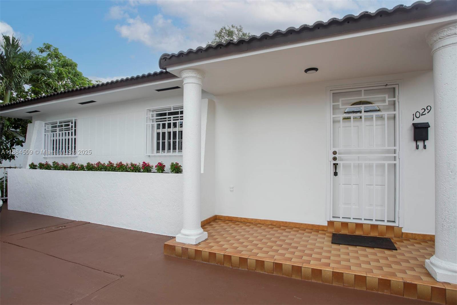 GRAPELAND CENTER - фото