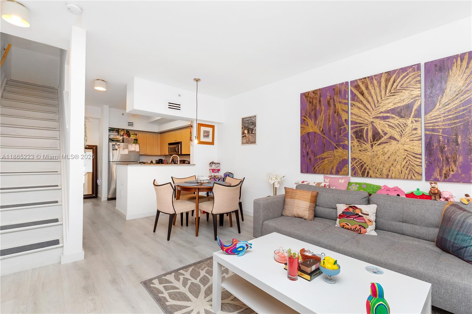 AVENTI AT AVENTURA - фото