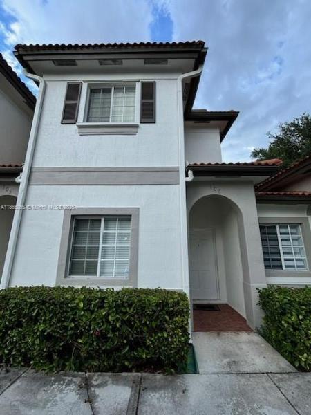 KENDALL GREENS CONDO