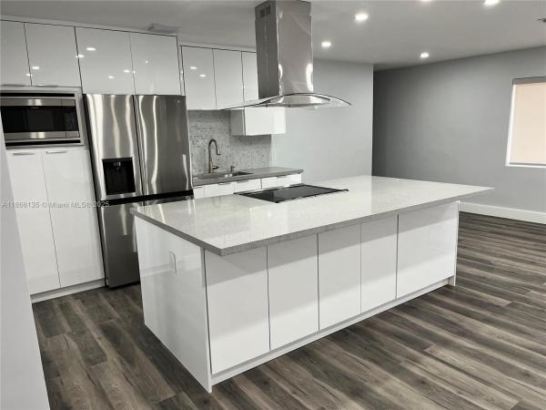 PARADISE PARK AMD PL