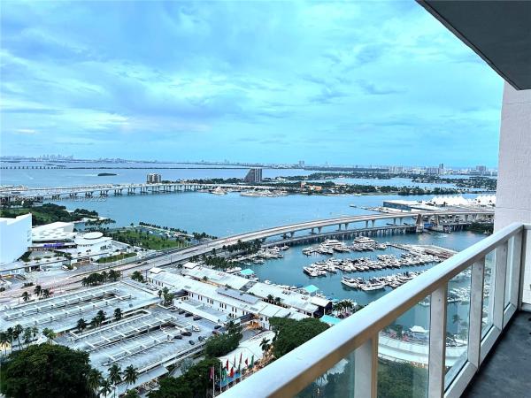 244 BISCAYNE BLVD #3404, MIAMI, FL 33132