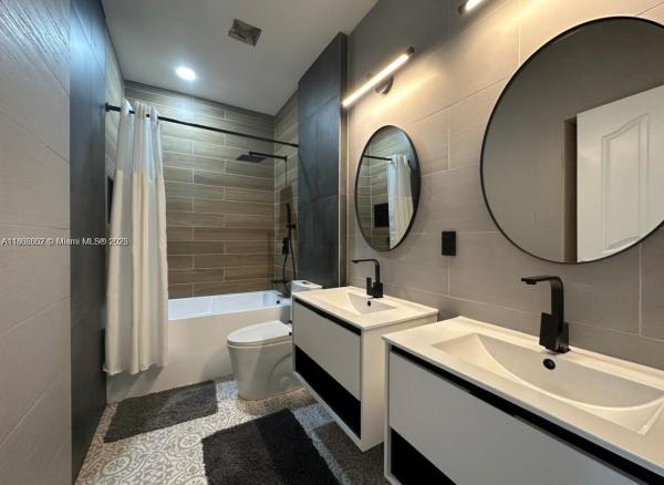 DORAL ISLES NORTH SEC TWO