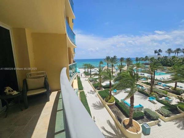 2501 S OCEAN DR #418, HOLLYWOOD, FL 33019