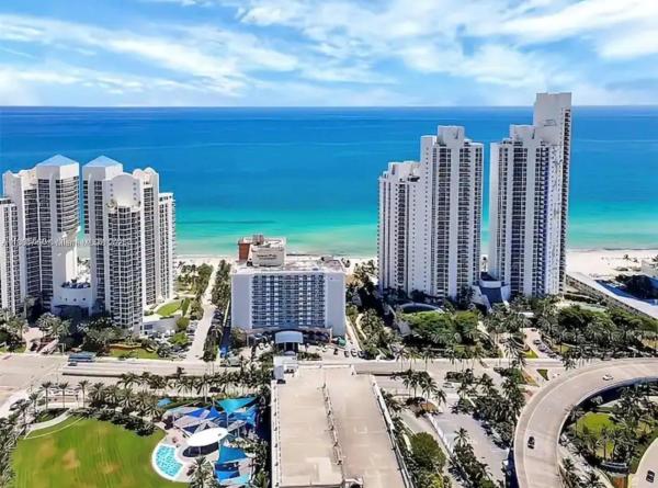 19201 COLLINS AVE #545, SUNNY ISLES BEACH, FL 33160