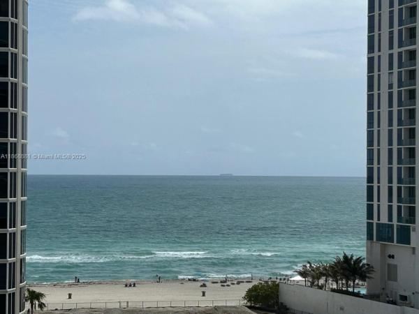 17550 COLLINS AVE #804, SUNNY ISLES BEACH, FL 33160