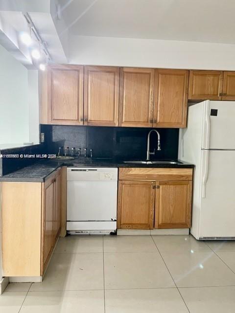 OAK ACRES - фото