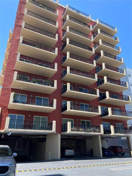 EMERALD PLAZA ON CORAL WA